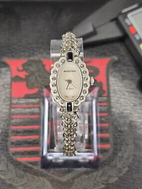 Vintage Majestron quartz ladies' wristwatch